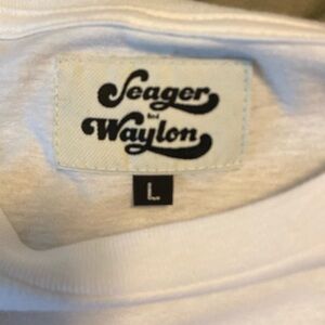 Seager and Waylon retro t-shirt